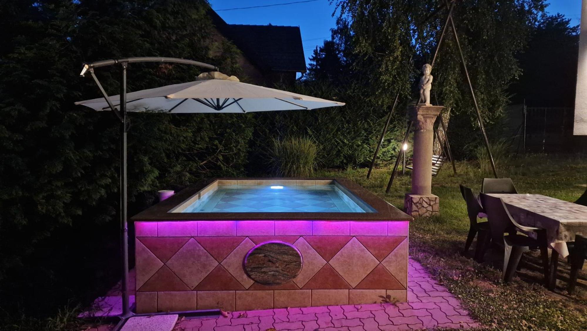 Pilis Hills View Deluxe House With Pool & Ac Near Bp Villa Pilisszentivan Eksteriør bilde